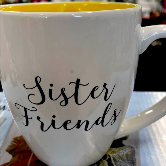 Sister Friends Mug - Picture 2 of 2